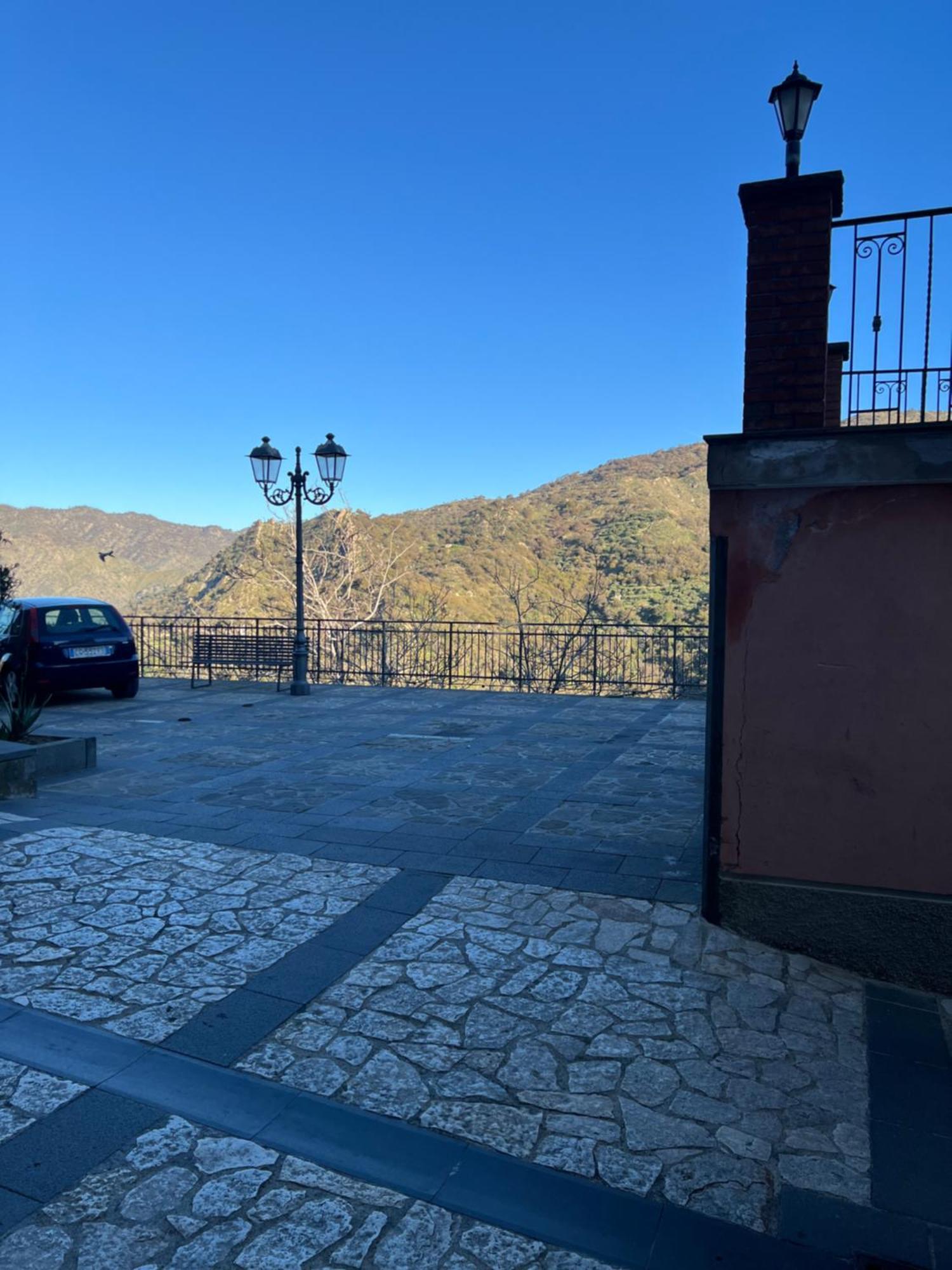 Casa Belvedere Motta Camastra Gole Alcantara Екстериор снимка