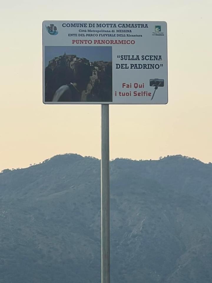 Casa Belvedere Motta Camastra Gole Alcantara Екстериор снимка