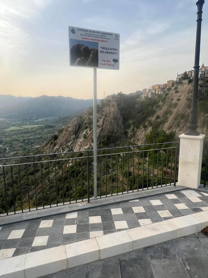 Casa Belvedere Motta Camastra Gole Alcantara Екстериор снимка
